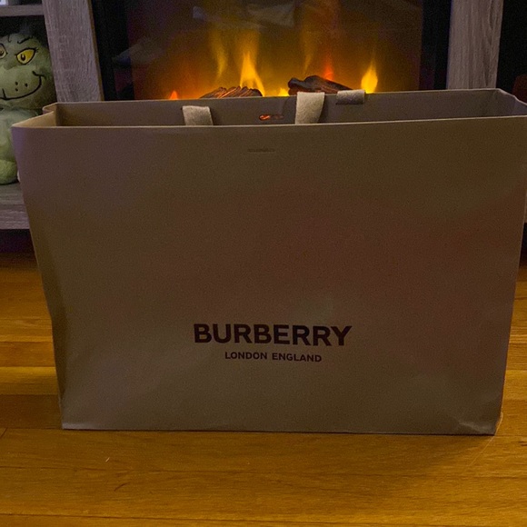 Burberry Handbags - Burberry London England large gift shopping bag